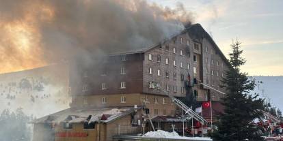 Bolu otel yangınından gergin bekleyiş: Ağır yaralılar var