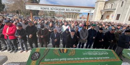 Konya'da balkondan düşerek ölen profesör defnedildi