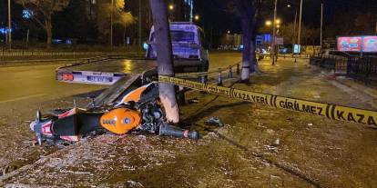 Konya'da ağaca çarpan motosikletin sürücüsü hayatını kaybetti