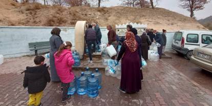 Konya'daki bu kaynak hastalara umut oluyor. Şifa için geliyorlar