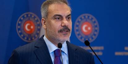 Bakan Fidan, Suriye Dışişleri Bakanı Şeybani ve ABD temsilcisi Barrack ile görüştü