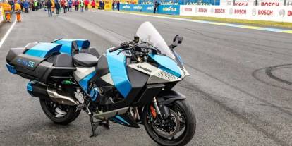 Egzozdan su buharı çıkıyor: O motosiklet markasından hidrojenli motosiklet hamlesi!