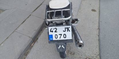 Konya'nın ilçesinde motorlar çarpıştı 3 yaralı var