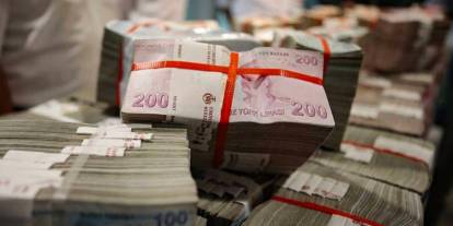 Mevduat faizlerinin gelirleri uçtu! 1 milyon TL'si olan hiç bir şey yapmadan 2 asgari ücret kazanıyor