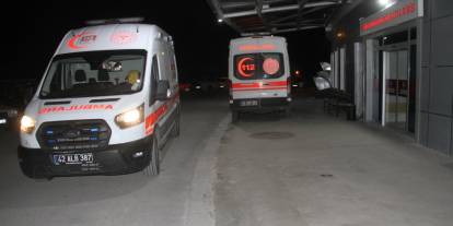 Konya'da parkta gençler arasında bıçaklı kavga