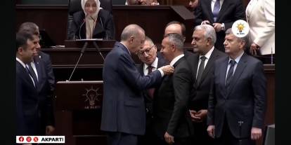 Fatih Orhan ve Ali Üzlük AK Parti’de. 2 Başkana rozeti Erdoğan taktı