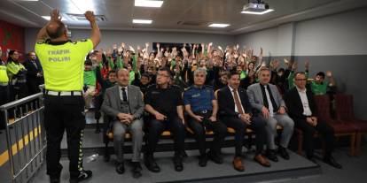 Konya'da trafik bilinci aşılanıyor. 16 bin öğrenciye ders verildi