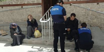 Yıllarca Konyalıların duygularını sömürmüşlerdi. Tek tek yakalandılar
