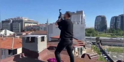 Film gibi operasyon: Çatıya kaçtılar, bacadan AK-47 çıktı