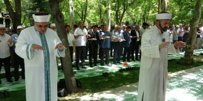 Konya'da Namazgah'ta yağmur duası yapıldı