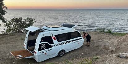 Yüzen ev yaptılar, çok talibi var