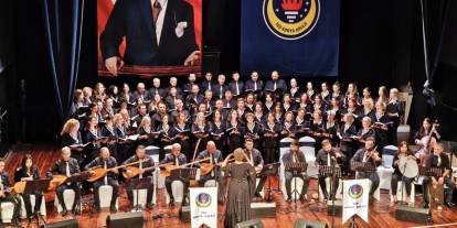 "Bir Meşale de Sen Yak" konseri Anadolu ezgileriyle Konya’yı büyüledi