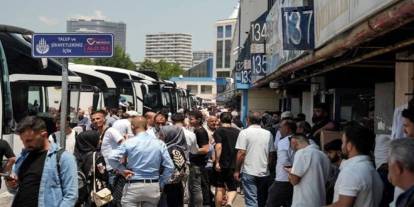 Otogarlarda bayram hareketliliği en üst noktada