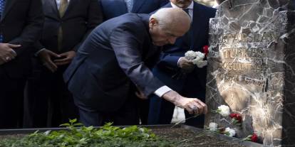 MHP lideri Bahçeli'den yeni anayasa mesajı: "Bayram sonunda Meclis'e görev düşüyor"