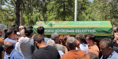 Konya’da zincirleme kazada ölen kurye toprağa verildi