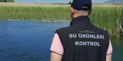 Türkiye'nin en büyük tatlı su gölünde denetim yapıldı