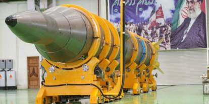 O hamleyi kimse beklemiyordu: İran İsrail'i ilk defa  Sejjil-2  roketleriyle vurdu