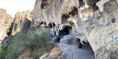 Burası Sille değil, binlerce yıllık mağaralar Konya’nın komşu ilinde yer alıyor