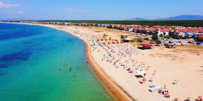 Ege ve Akdeniz’e alternatif tatil cenneti misafirlerini ağırlıyor. Enez dolup taşıyor