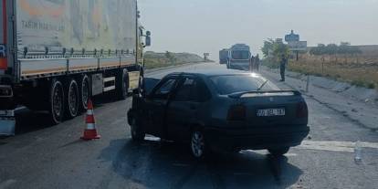 Konya'da 2 otomobil çarpıştı. Yaralılar var