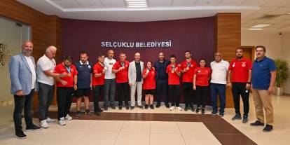 Başkan Pekyatırmacı, Avrupa Şampiyonu özel sporcuları ağırladı