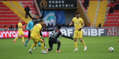 Konyaspor'da fesih masası kuruldu. Boateng ve Sambou’da son viraj