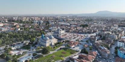 Konya Büyükşehir Belediyesi Altay gençleri şehrin üniversitelerine davet etti