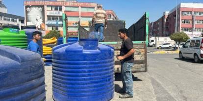 İzmir'de su deposu çılgınlığı: Siparişlere yetişilemiyor