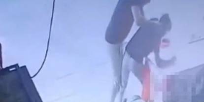 Bekçiden, 15 yaşındaki market çırağına dayak