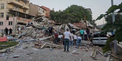 6.'lik deprem Balıkesir Sındırgı'da yıkıma neden oldu