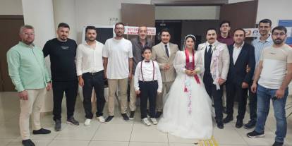 Konya'da Emre ve Huriye'nin mutlu günü. Başkan Dr. Şam'ın kardeşi evlendi