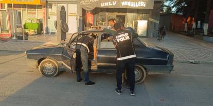 Konya'da sıkı denetim sürüyor. Çok sayıda araçta arama yapıldı