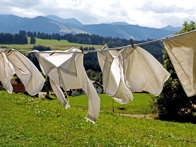 laundry-963150-640.jpg