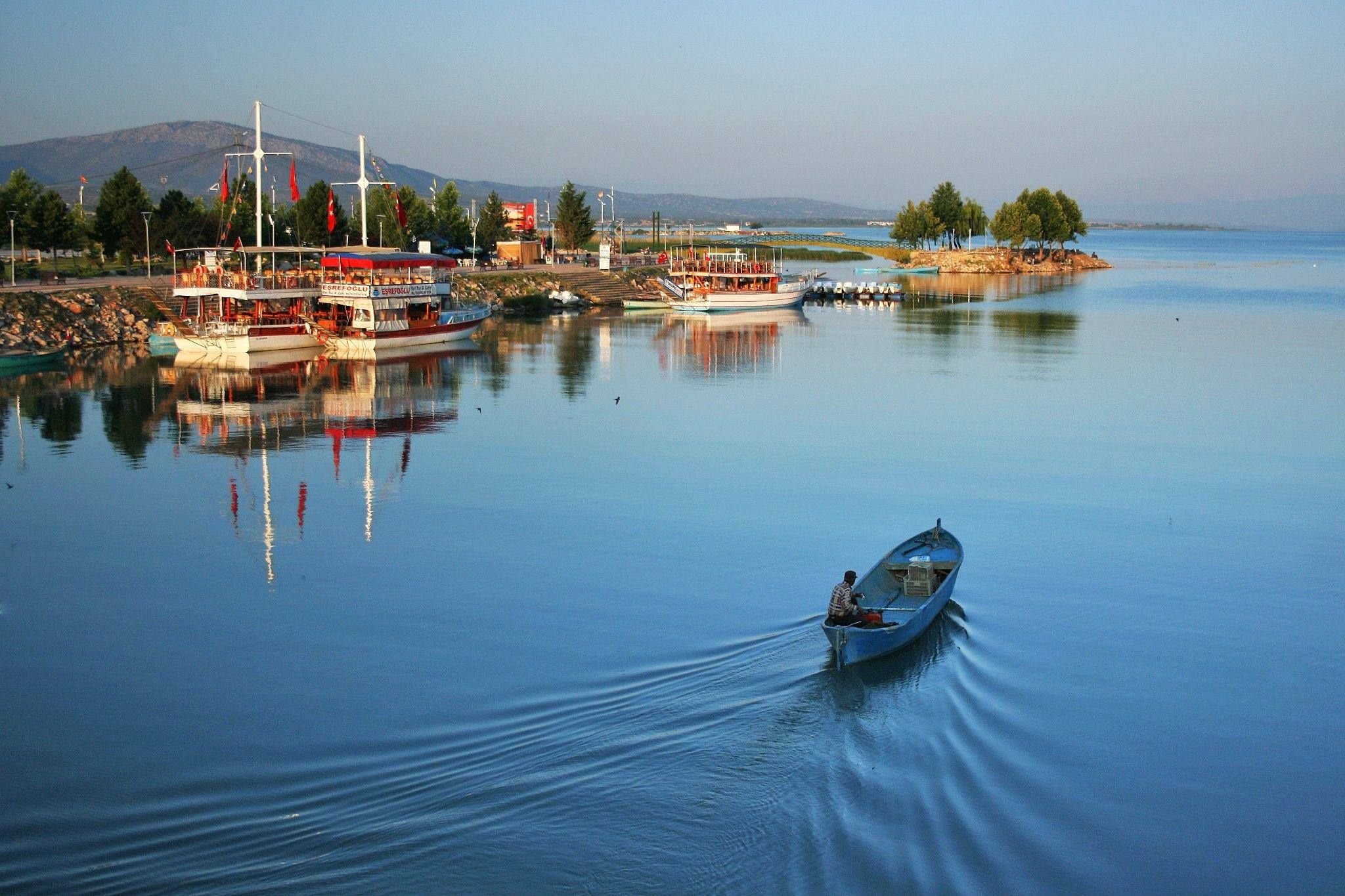 konya-beysehir-golu.jpg