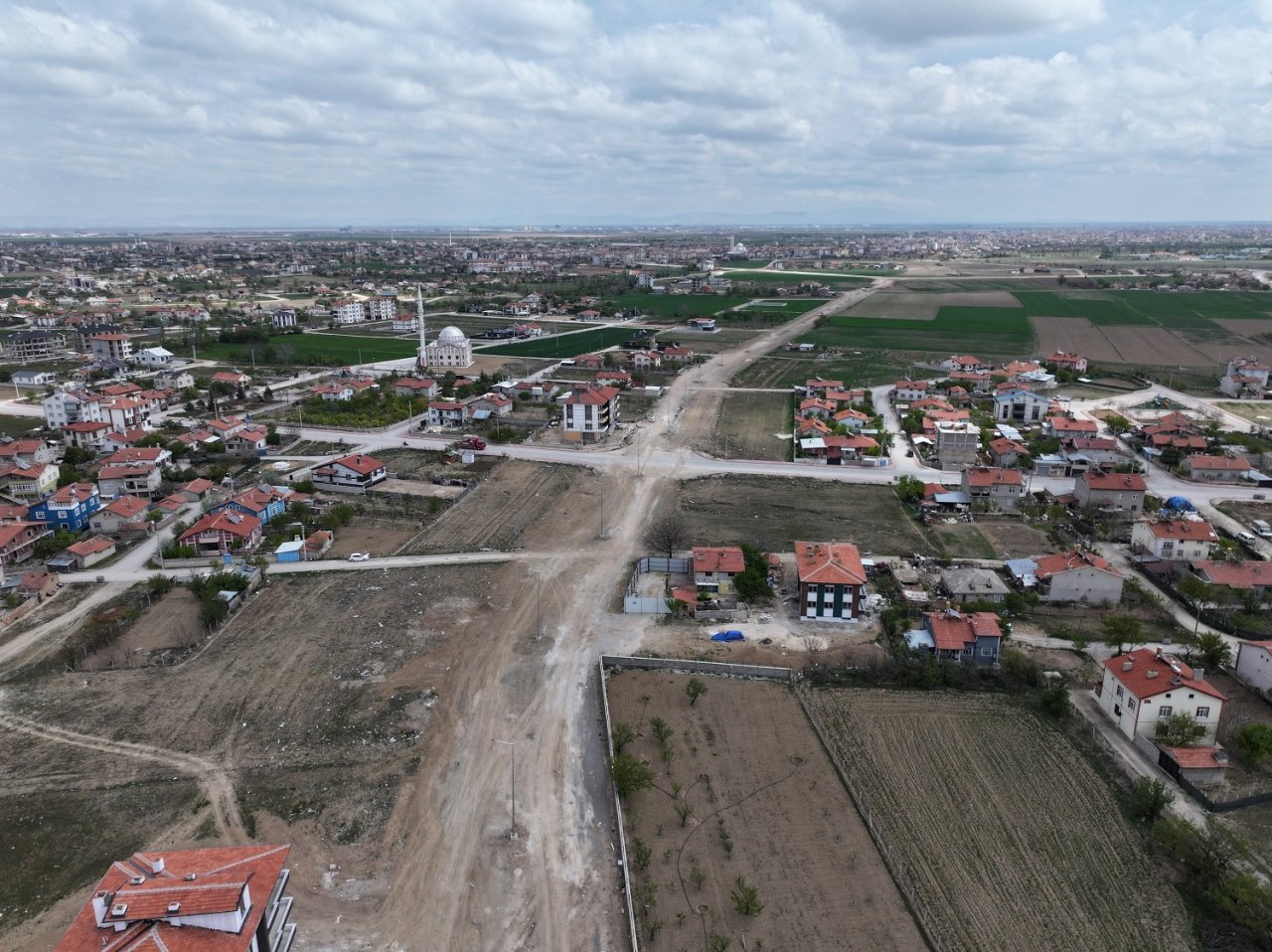 ki-onemli-caddede-alt-yapi-calismalari-basladi-4.jpg