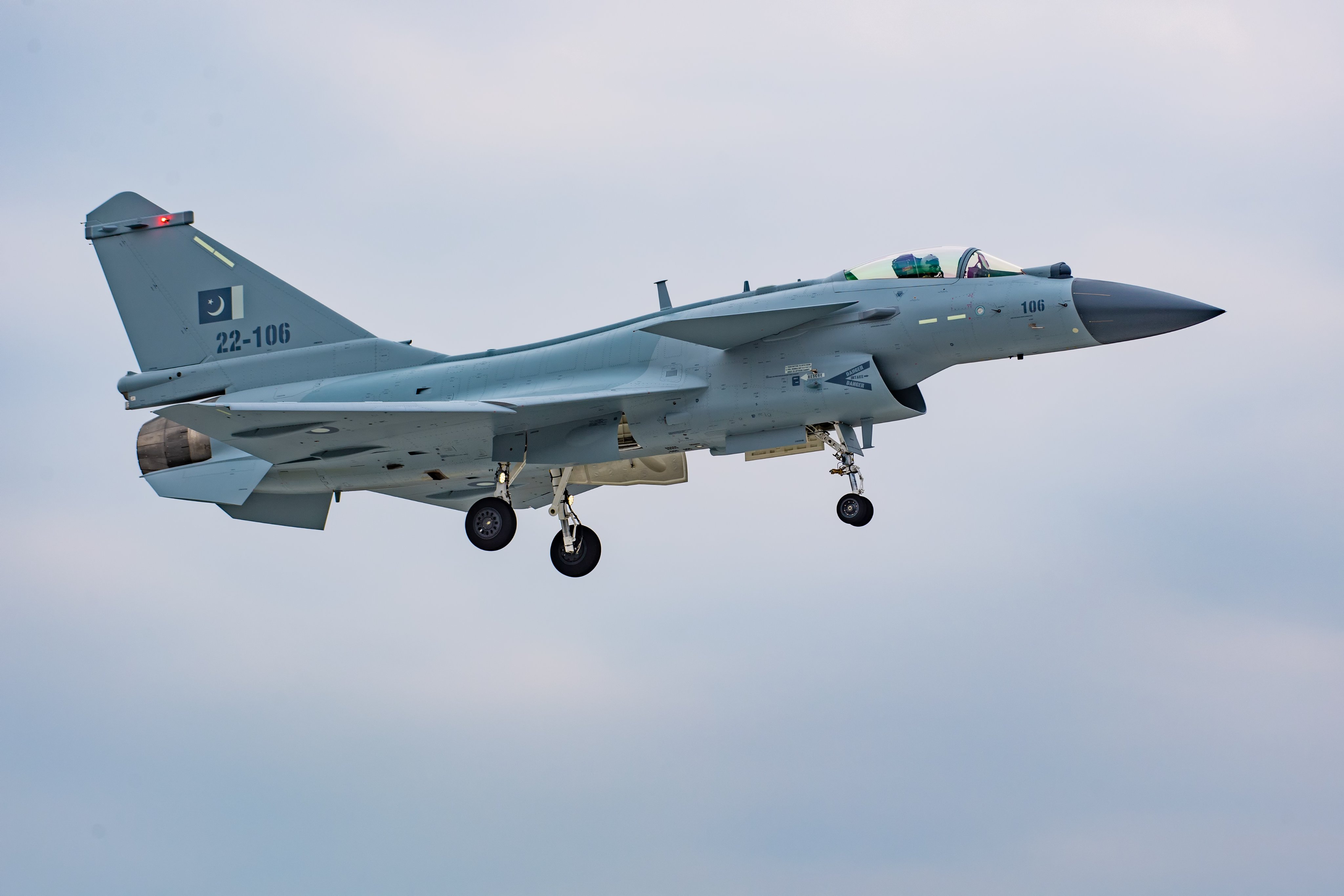 pakistan-chengdu-j-10c.jpg
