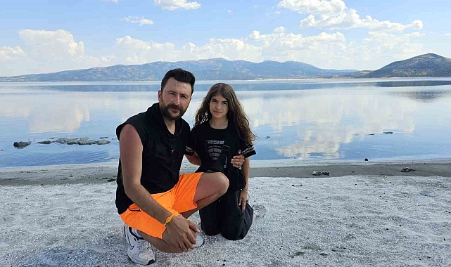 salda-golunde-kurtarilan-kucuk-kiz-kahramaniyla-bulustu-20240620aw23-7547.jpg