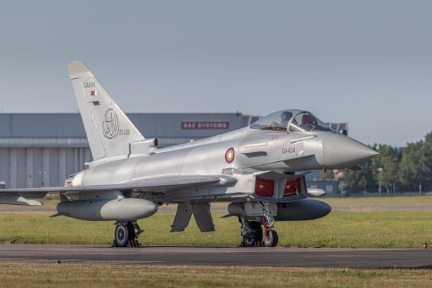 katar-typhoon-ucaklarini-ingiltereden-teslim-aldi-3222eb.jpeg