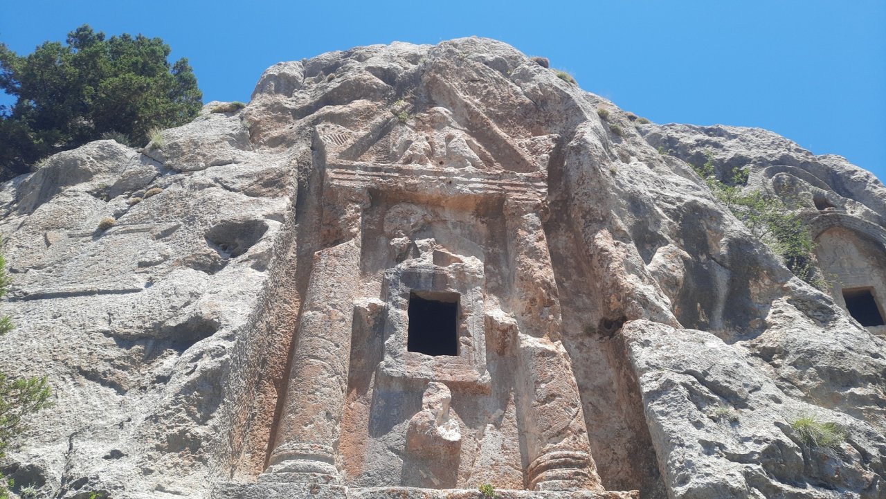 konya-isauria-yolu-2-001.jpg